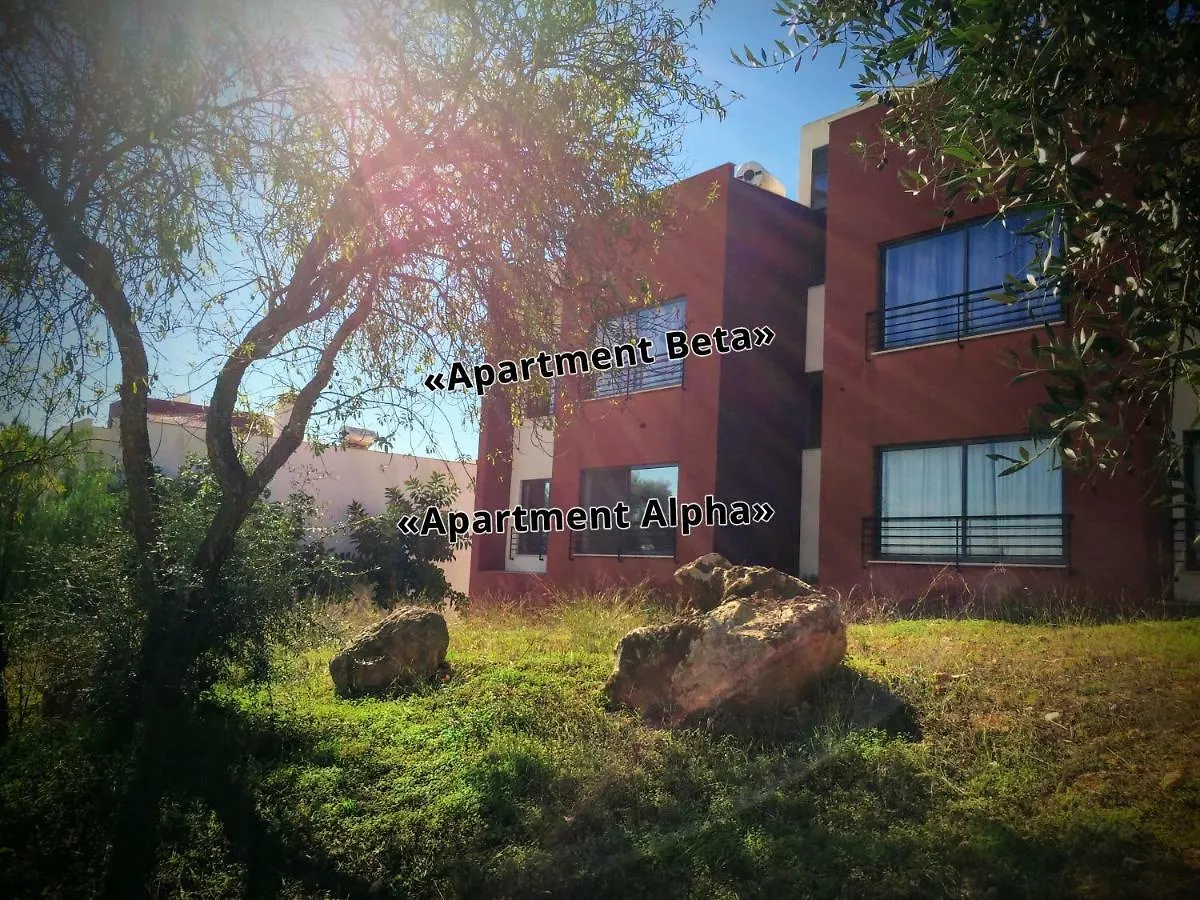 Apartment Alpha - 2 Bedrooms, Private Rooftop Patio With Hot Tub, Bbq And View Ferragudo