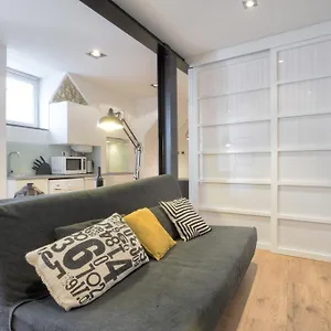 Bmyguest - Castelo Charming Flat Lisboa