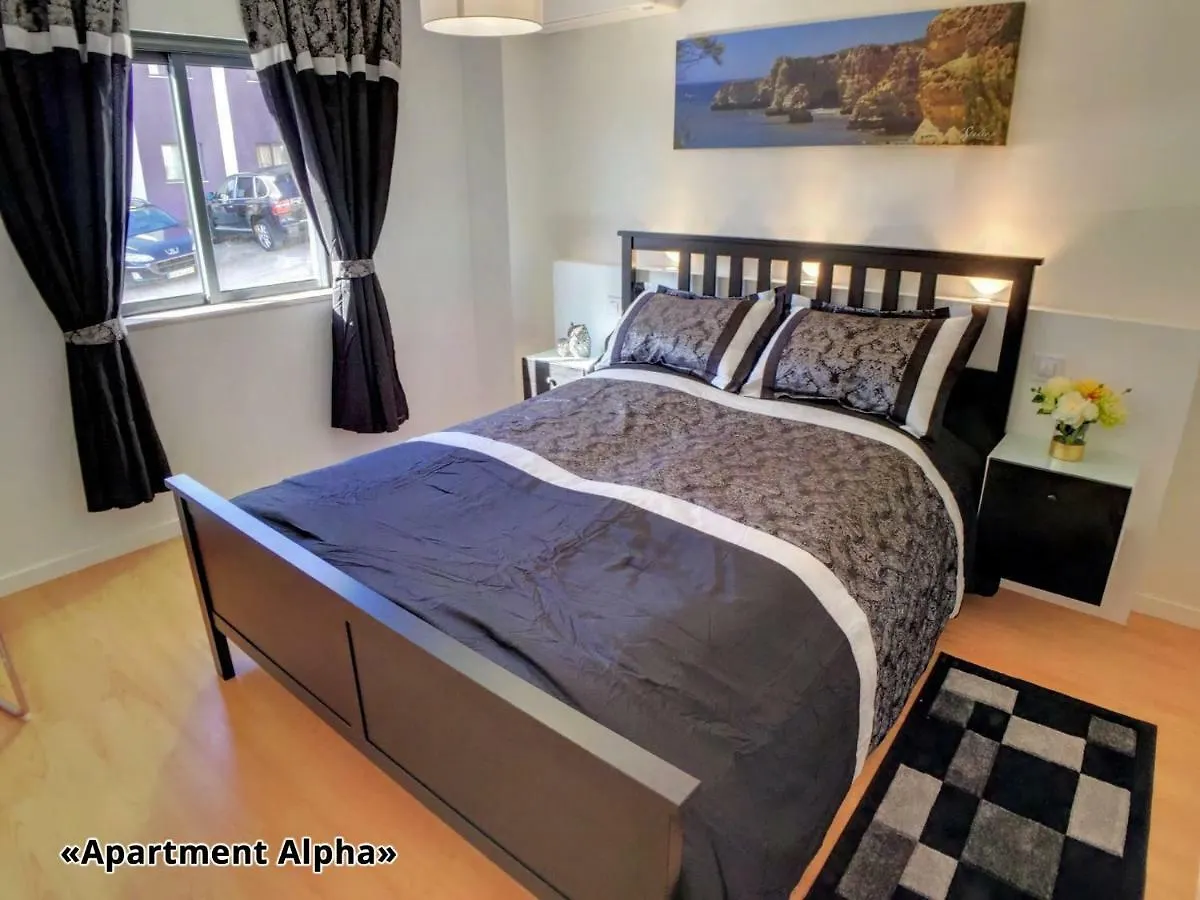Apartment Alpha - 2 Bedrooms, Private Rooftop Patio With Hot Tub, Bbq And View فيريغودو البرتغال